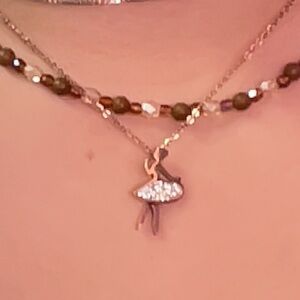 Gold Ballerina Detailed necklace.
